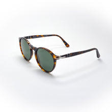 Load image into Gallery viewer, SUNGLASSES PERSOL MODEL 3285 COLOR 24/31
